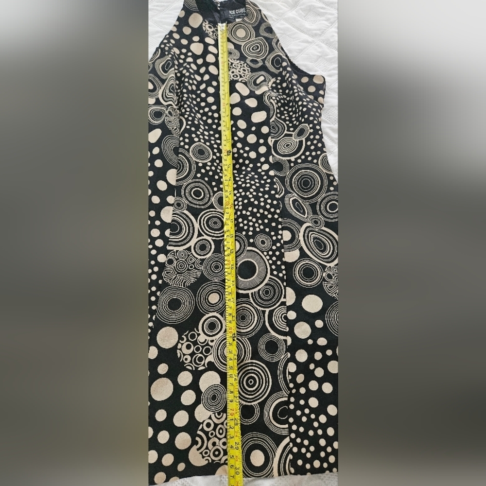 🌟 Black White Retro Sleeveless Geometric Circle Print Patterned Dress Size 2🌟 - Picture 9 of 10